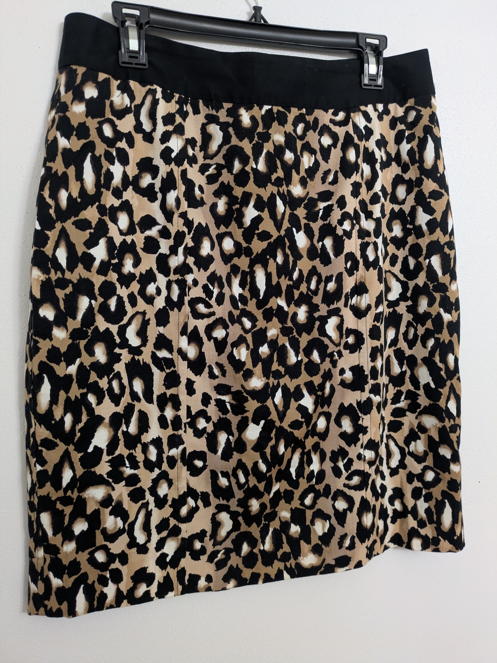 White House Black Market Leopard-Print Pencil Skirt in Beige and Black